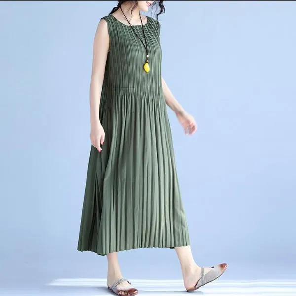 Bright Destiny Pleated Midi Dress