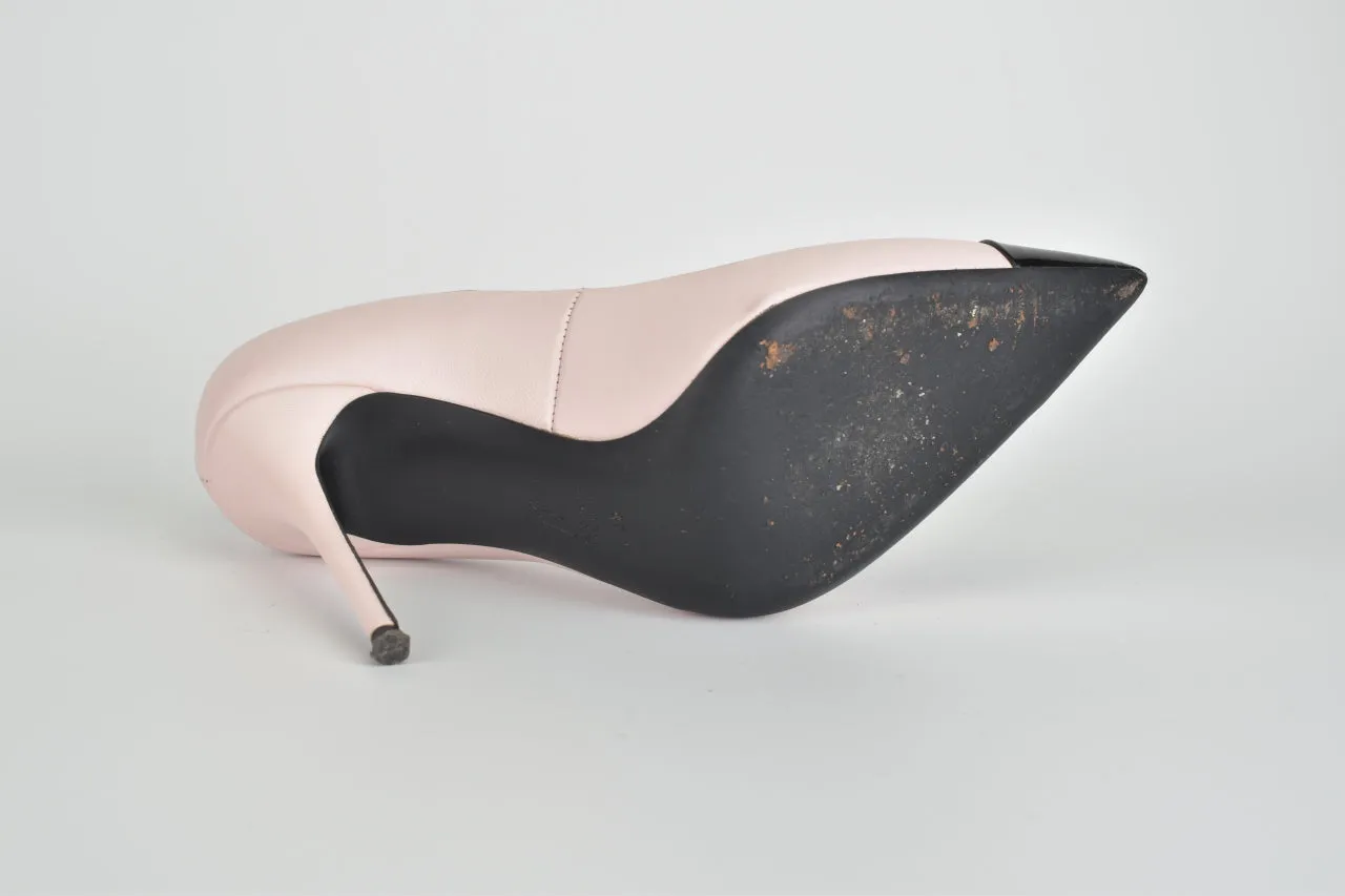 E66092 Blush Leather Pointy Pumps