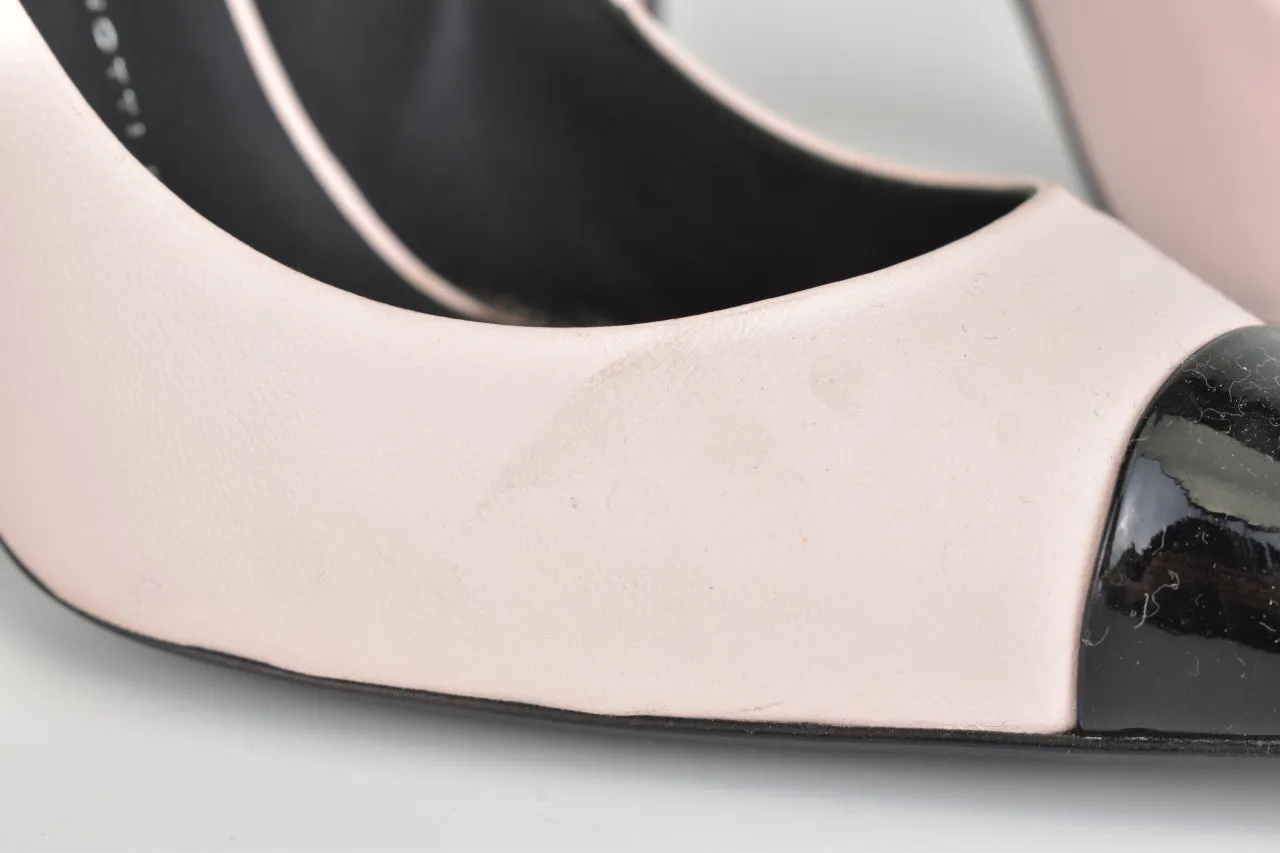 E66092 Blush Leather Pointy Pumps