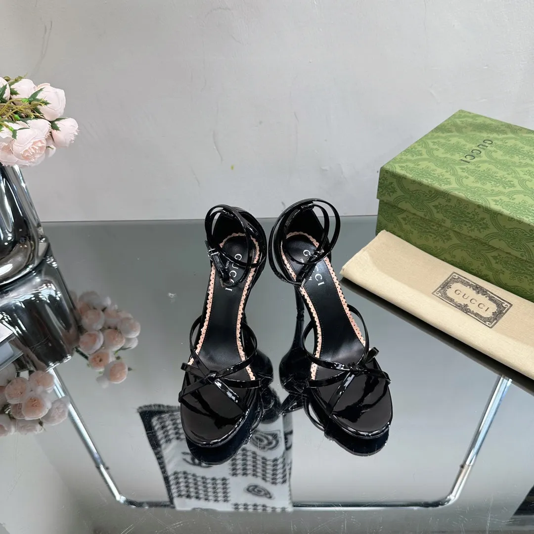 GG 105 STRAPPY SANDAL BLACK LAMBSKIN