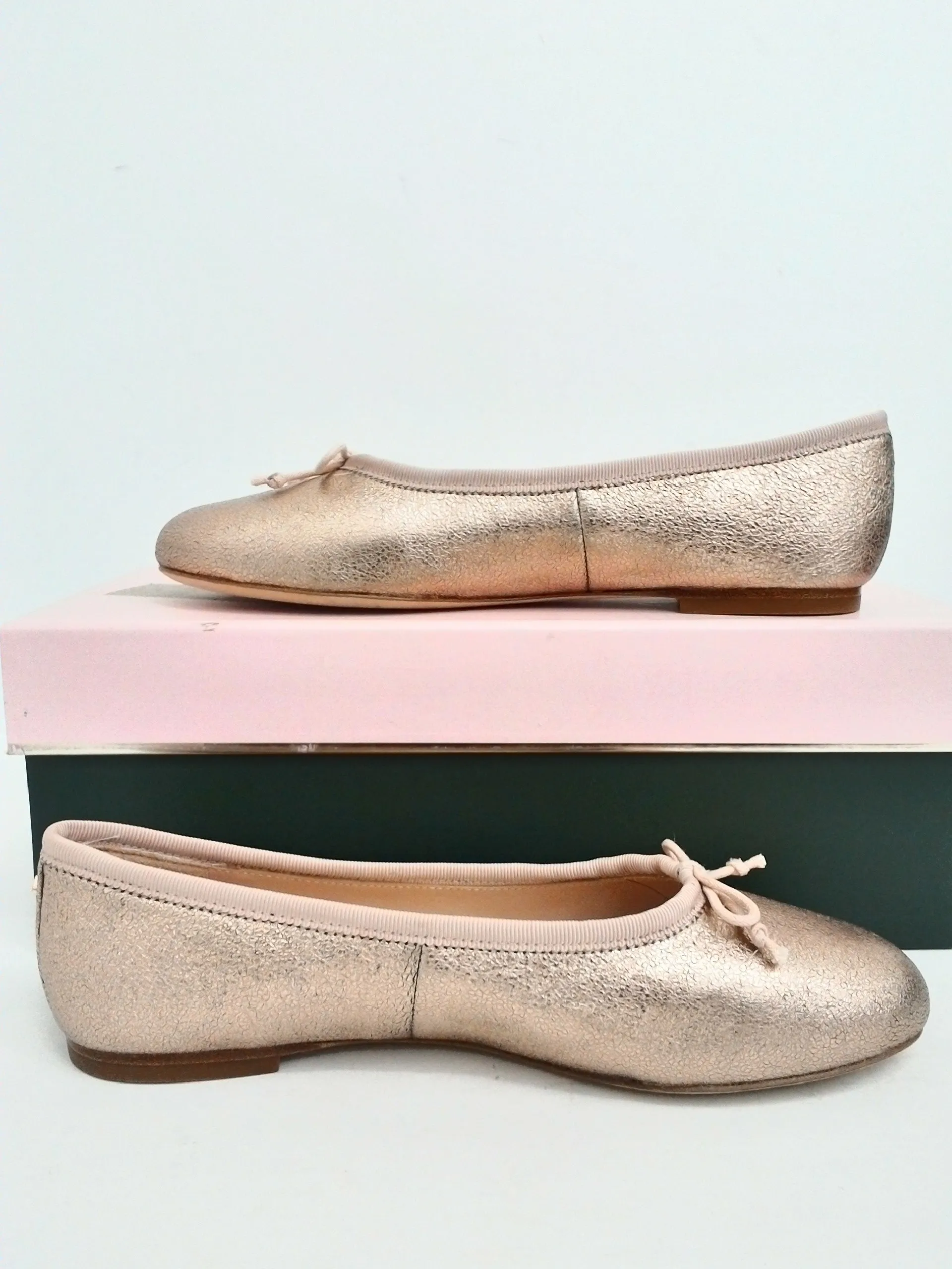 Kate Spade Women's Honey Metallic Rock Suede Flats Size 6 B