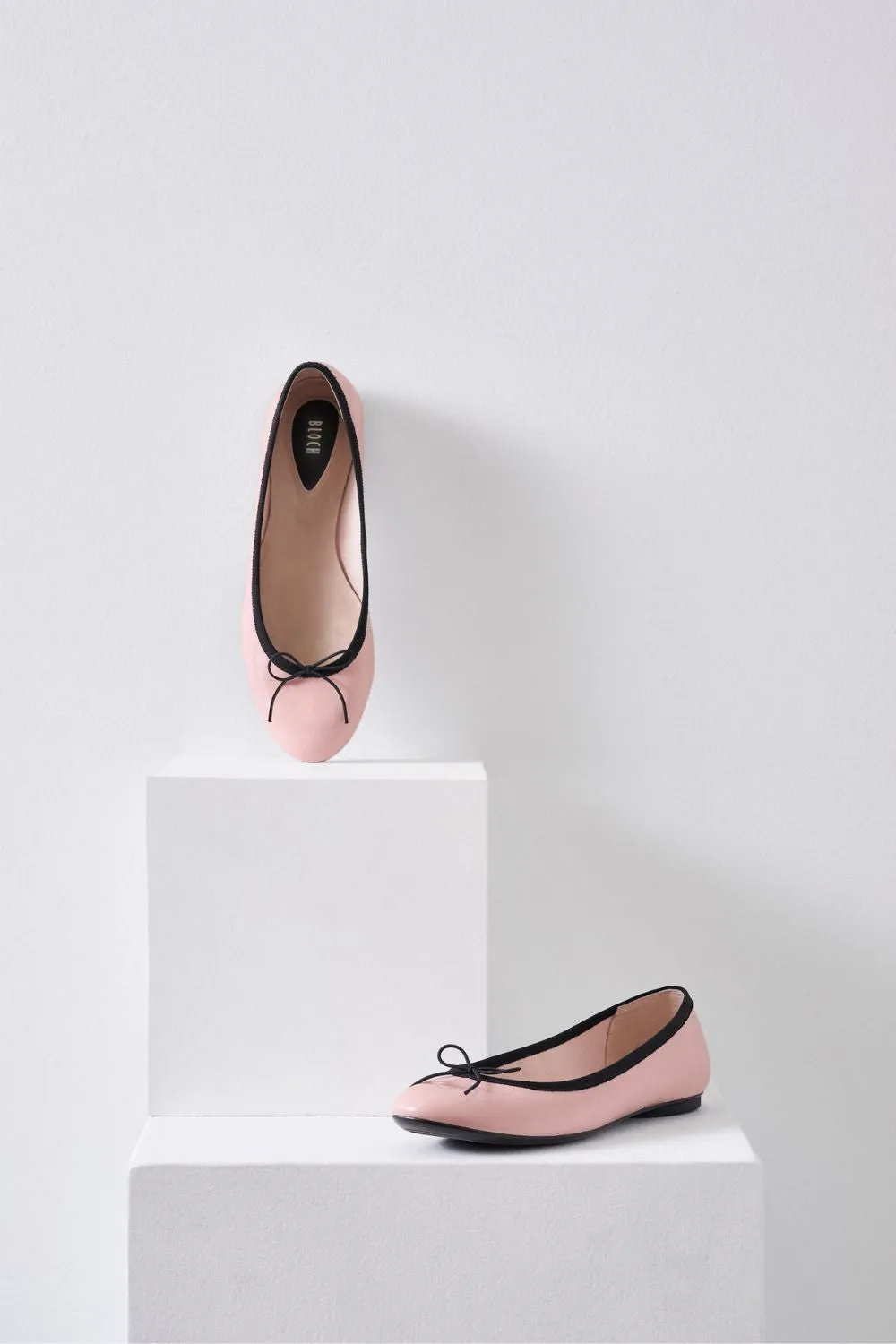 Ladies Amalthea Ballet Pumps