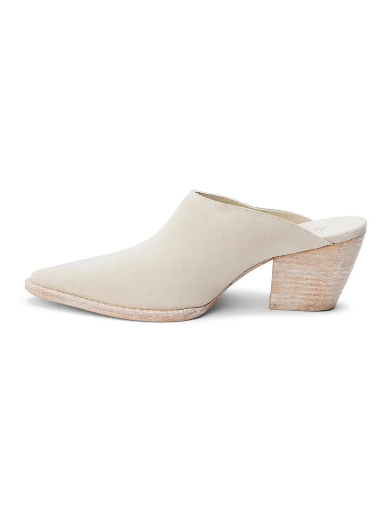 Matisse Cammy Pointed Toe Mule - Ecru Suede