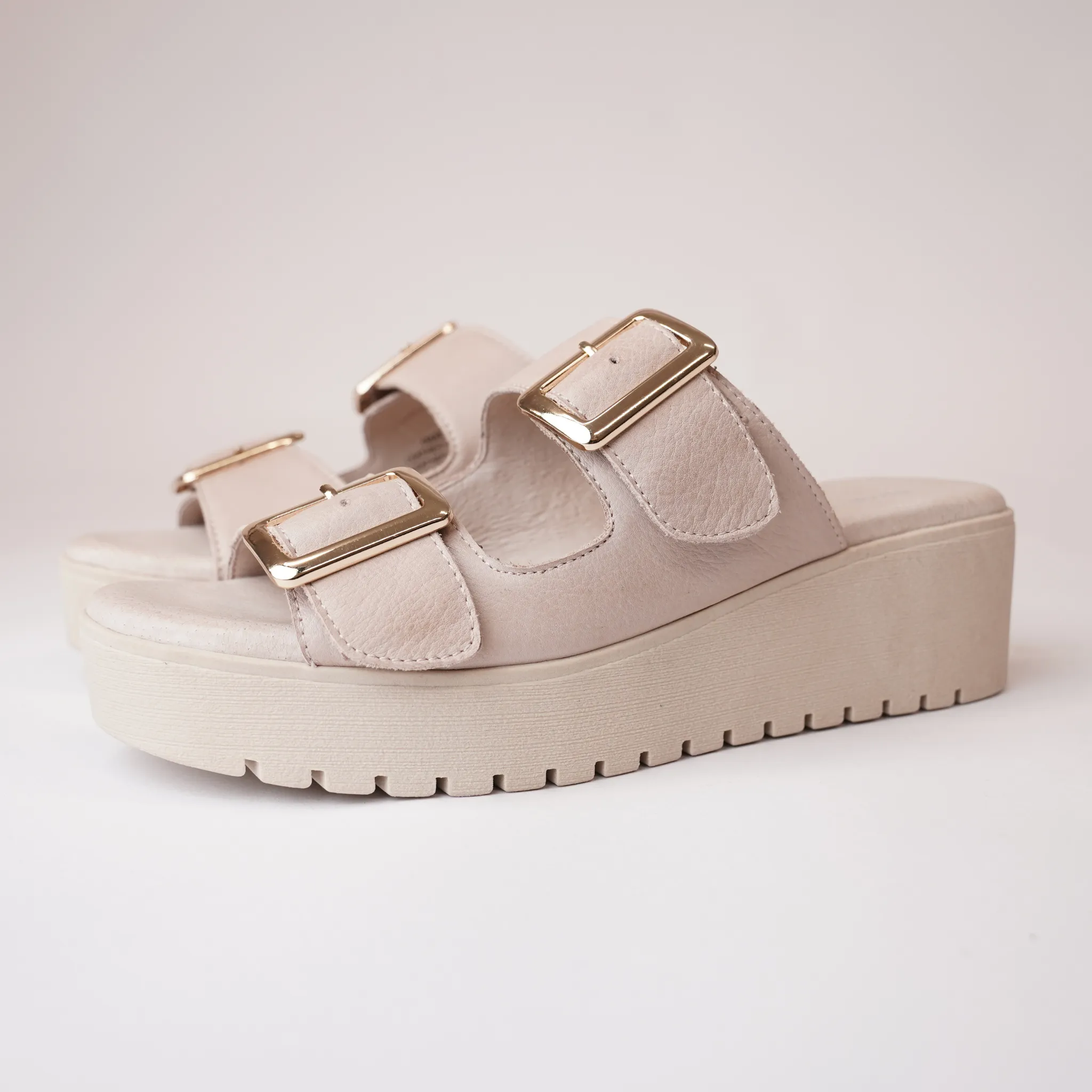 Oaxel Cafe/ Nude Sole Leather Slides