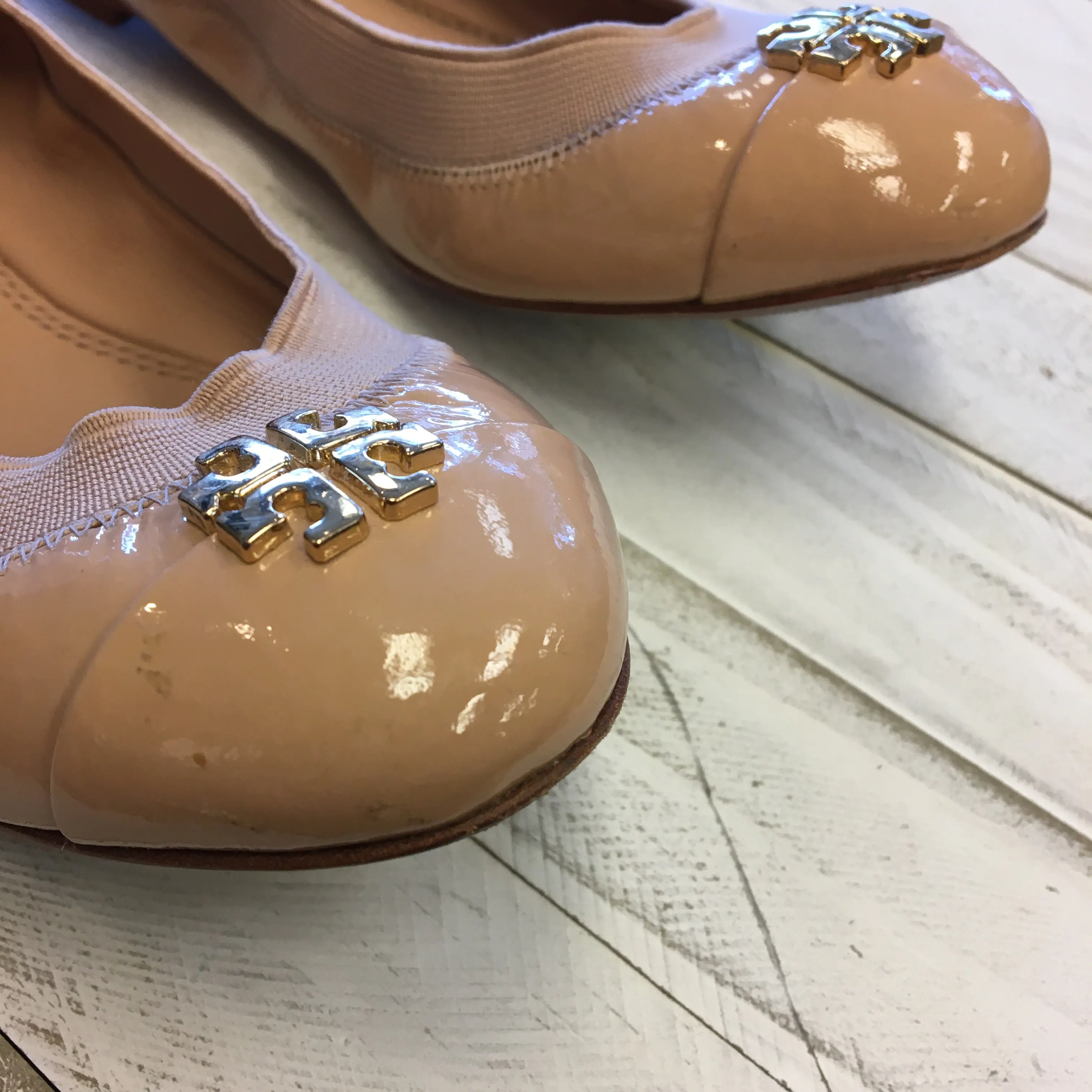 Shoes Flats designer By Tory Burch  Size: 5.5