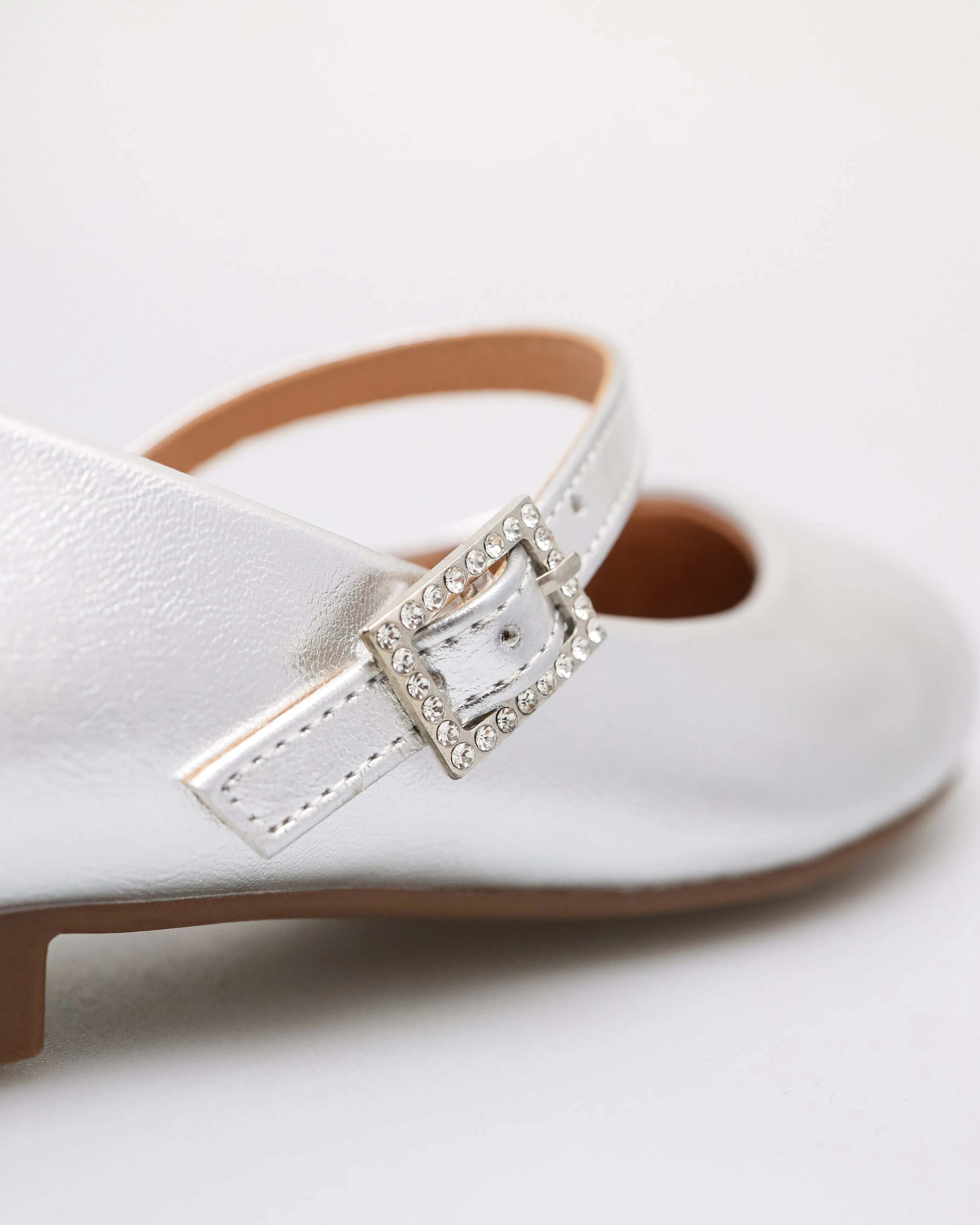 Tomaz NN444 Ladies Crystal Buckle Flats (Silver)